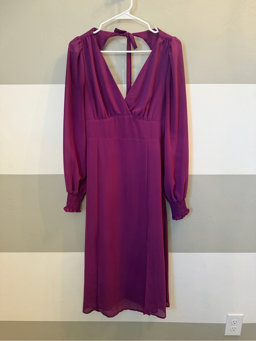 Melloday Elegant Purple V-Neck Long Sleeve Dress small